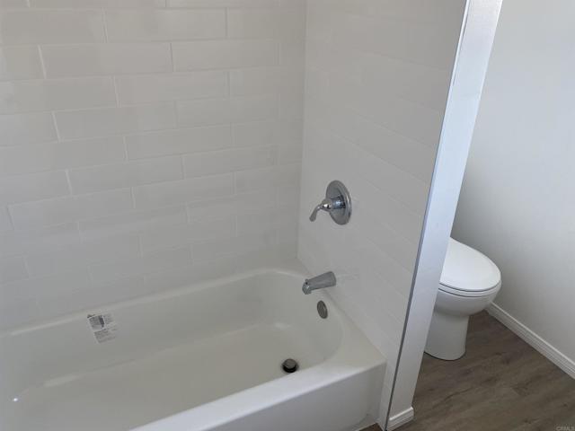 1011 13 El Cajon Boulevard, El Cajon CA: https://media.crmls.org/mediaz/1f810d50-c9dd-4aa4-89fe-15af2213ce44.jpg