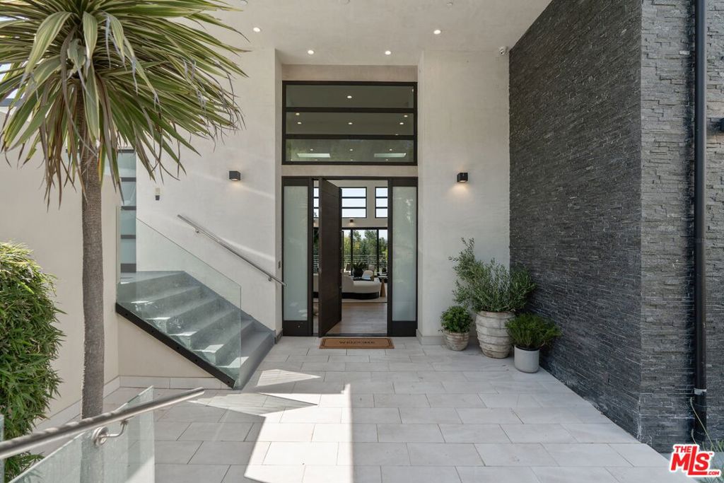 3768 Berry DriveStudio City img 37