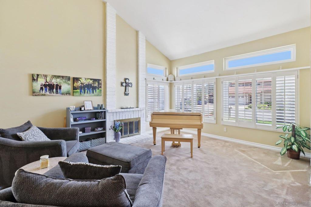 MLS #250035843SD img 7