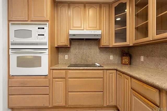 Image 11 of 35 For 801 W Vista Way