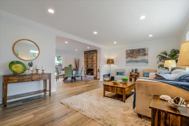 621 Monterey Avenue, Capitola CA: https://media.crmls.org/mediaz/1f83ed05-81da-41ee-b58f-5081ad646d7a.jpg