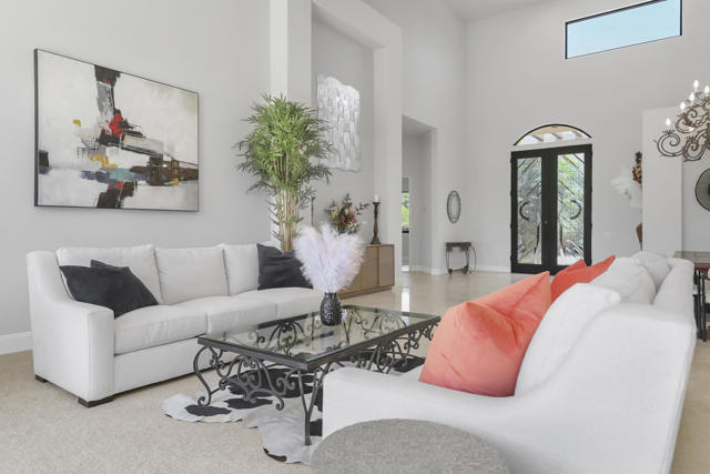 79455 Briarwood, La Quinta CA: https://media.crmls.org/mediaz/1f842504-4746-4ef2-af4e-c3f969acc190.jpg