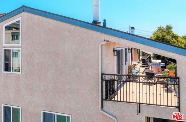 630 3rd Street, Hermosa Beach, California 90254, ,Residential Income,Sold,3rd,23246495