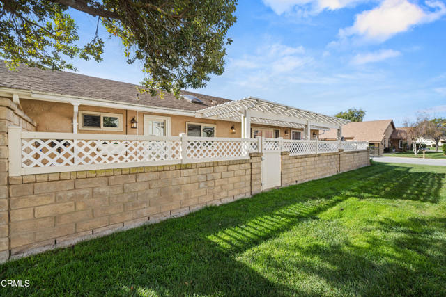 34124 Village 34, Camarillo CA: https://media.crmls.org/mediaz/1f8505f2-eb63-48bf-88ad-02eba406cd6c.jpg