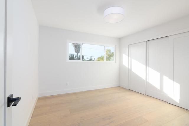 Image 19 of 34 For 6081 Avenida Chamnez
