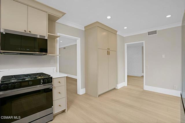 18_11946767_184500_184500-EM-118