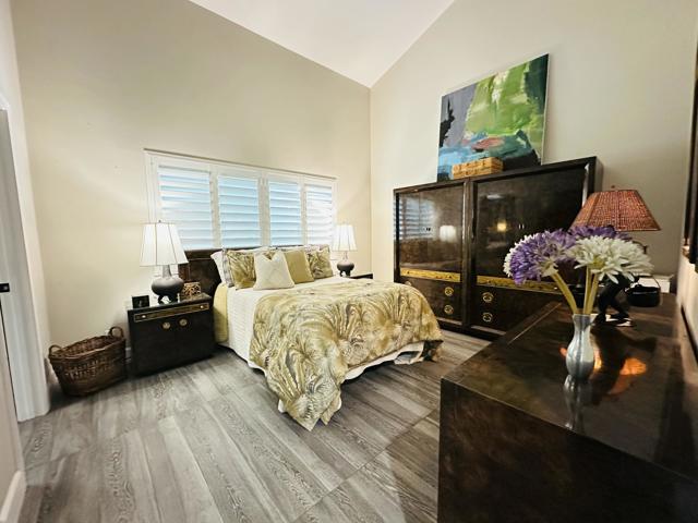 107 Tanglewood Trail, Palm Desert CA: https://media.crmls.org/mediaz/1f864261-dbfc-4ae7-9e73-cef78920524a.jpg