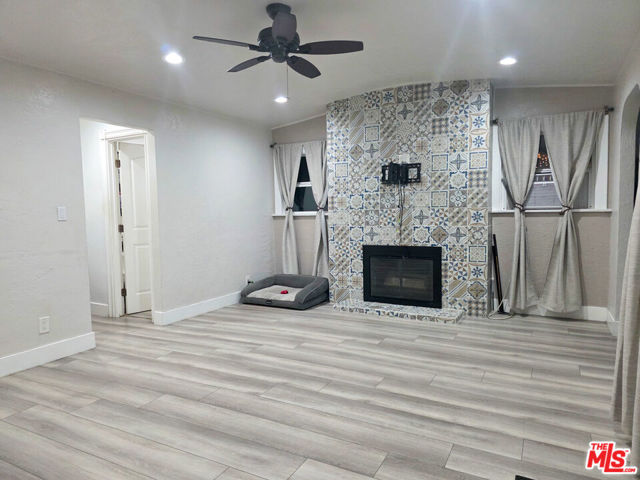 1111 N Spring Avenue, Compton CA: https://media.crmls.org/mediaz/1f8669c2-50fb-4eec-a4b3-31b7336e9e5a.jpg