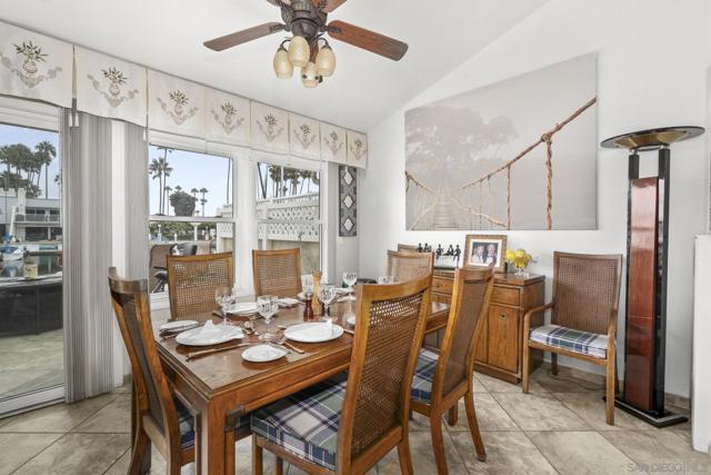 9 Catpaw Cape, Coronado CA: https://media.crmls.org/mediaz/1f875b7b-ce44-449c-be94-e19922ab6791.jpg