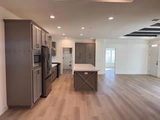 3253 Ashwood Way, Soquel CA: https://media.crmls.org/mediaz/1f89deb2-7f1b-45e5-b968-3bc388b42ef0.jpg