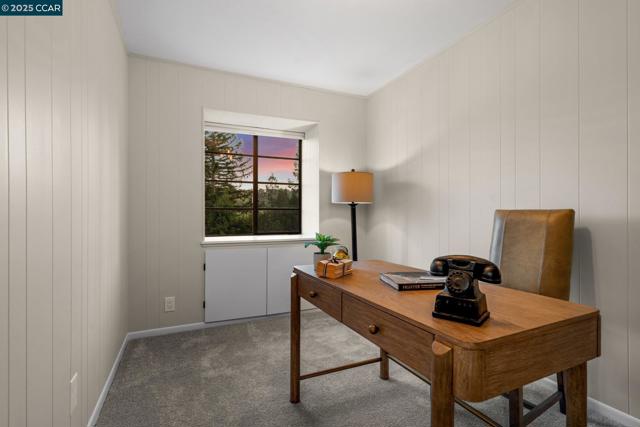 3938 Los Arabis Dr, Lafayette CA: https://media.crmls.org/mediaz/1f8a400d-5b0b-4043-8e92-f04069847c71.jpg