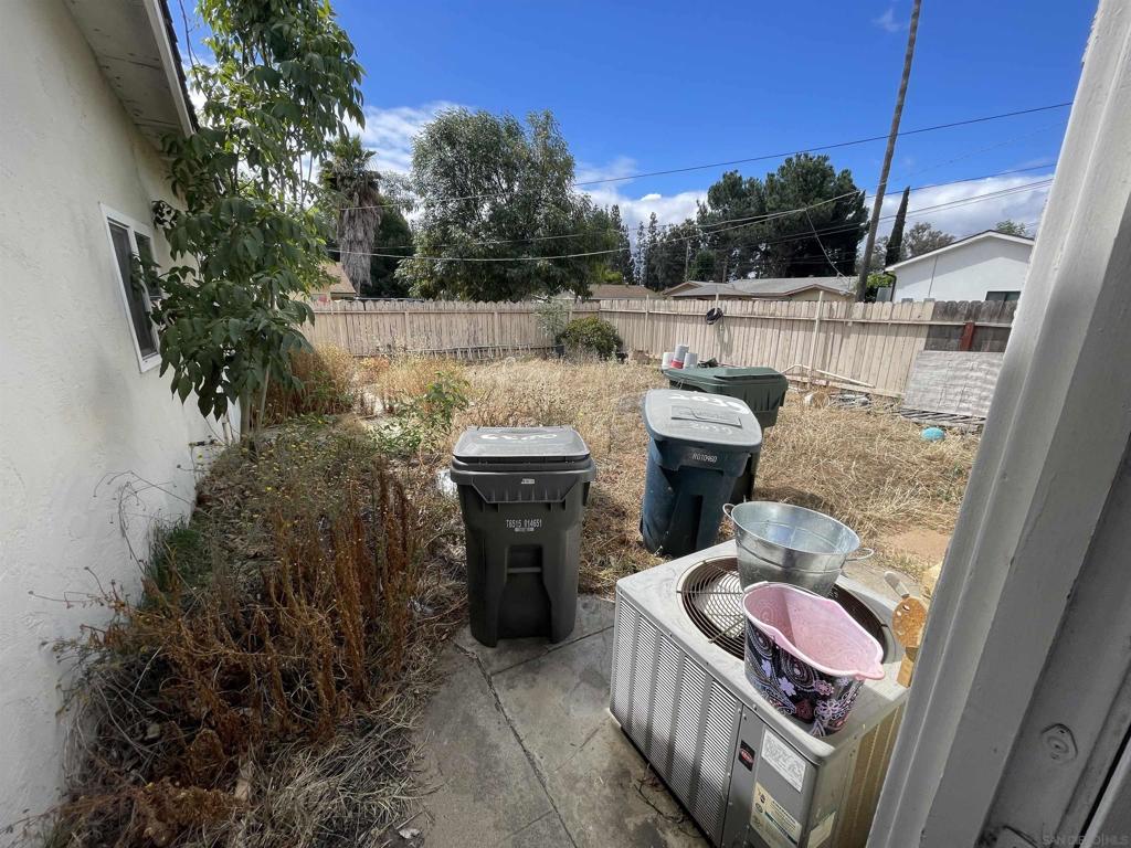 2039 Washington - photo 14