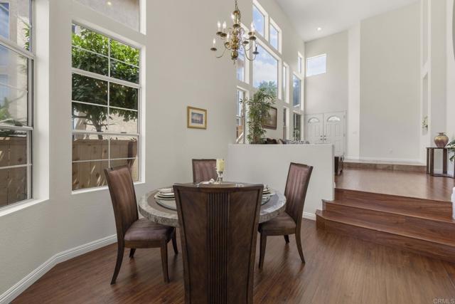 Detail Gallery Image 7 of 65 For 9432 Hito Ct, San Diego,  CA 92129 - 5 Beds | 3 Baths