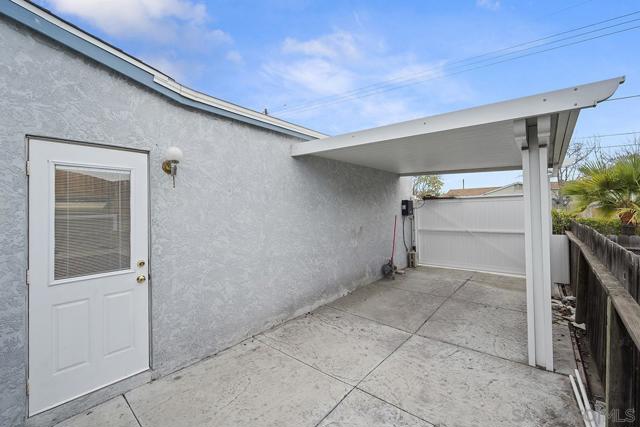7111 Regner Rd, San Diego CA: https://media.crmls.org/mediaz/1f8ad11c-c743-47e8-b81f-e54d02bb06ce.jpg