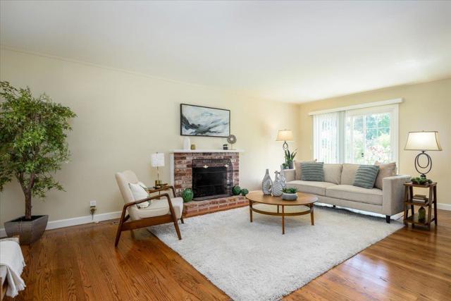 1118 Lafayette Street, San Mateo CA: https://media.crmls.org/mediaz/1f8b9cf0-15d9-43a4-825b-1bba845a1eed.jpg