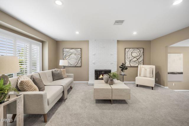 4915 Trend Terrace, La Crescenta CA: https://media.crmls.org/mediaz/1f8d4836-f464-407a-878e-4bf553fa735b.jpg