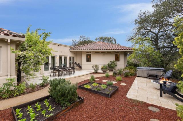 24292 Elise Court, Los Altos Hills CA: https://media.crmls.org/mediaz/1f8d4ee3-1968-46ed-8334-5368cc8bac11.jpg