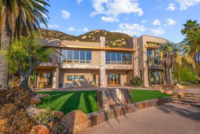 Image 37 of 75 For 14949 Presilla Dr