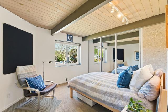 Image 28 of 53 For 943 Trophy Drive