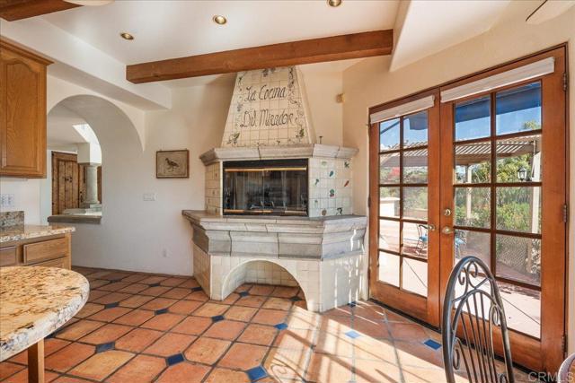 Detail Gallery Image 12 of 60 For 3577 Stonegate Pl, Fallbrook,  CA 92028 - 5 Beds | 6/1 Baths