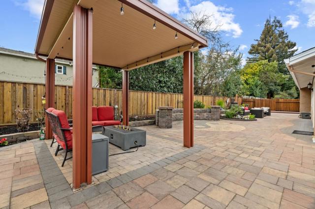 51 Saint Ramon Court, Danville CA: https://media.crmls.org/mediaz/1f8ea529-a60d-4137-824d-6b8330624d33.jpg