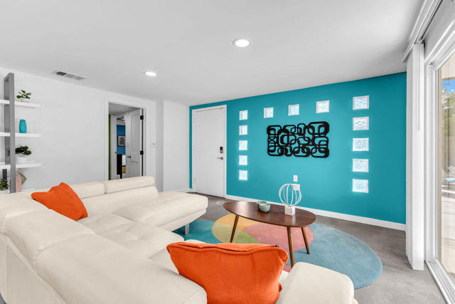 1075 E Sunny Dunes Road, Palm Springs, CA 92264