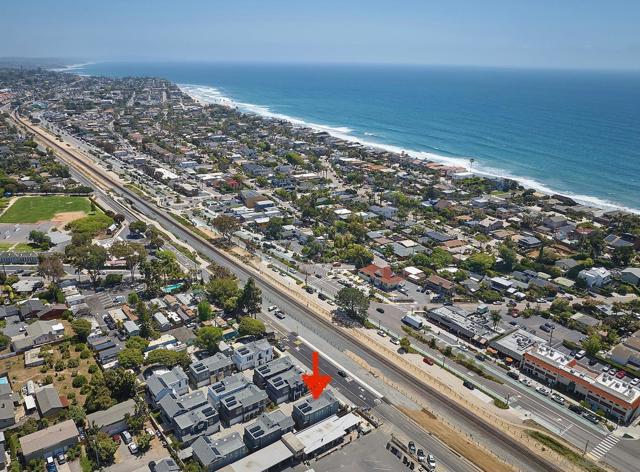 571 N Vulcan Ave, Encinitas CA: https://media.crmls.org/mediaz/1f92663f-cf71-43f3-9387-19a3ff2421a1.jpg