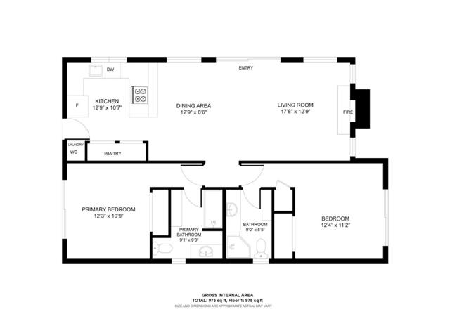 66 Avocet Circle, Watsonville CA: https://media.crmls.org/mediaz/1f926d48-6690-4fa2-9fd3-63e8b9486435.jpg