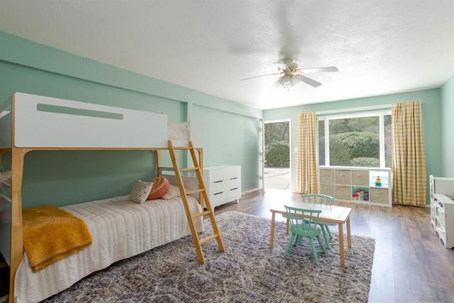 28628 Mountain Meadow Rd, Escondido CA: https://media.crmls.org/mediaz/1f926df8-5bd0-4190-a679-0bf912915eb3.jpg
