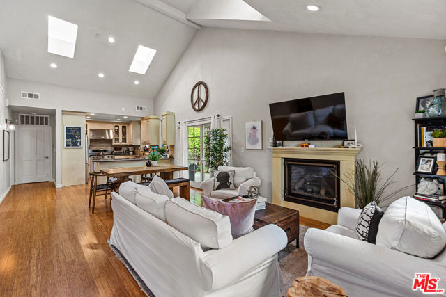 4144 Baldwin Avenue photo 4