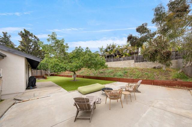 Detail Gallery Image 36 of 56 For 2442 Sunflower, Vista,  CA 92083 - 3 Beds | 2 Baths