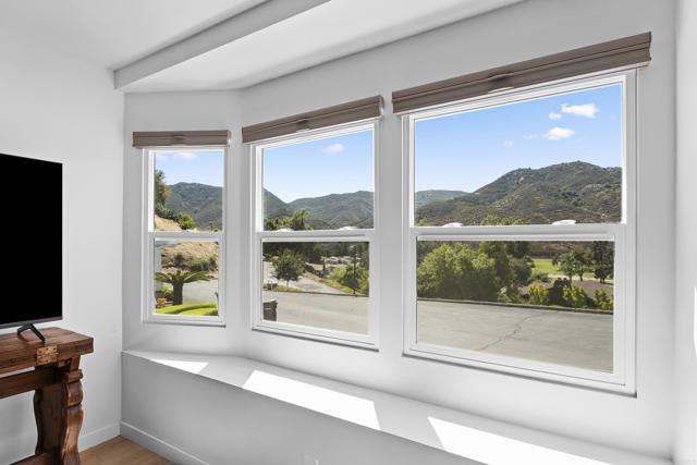 8975 Lawrence Welk Dr., Escondido CA: https://media.crmls.org/mediaz/1f9373d4-8ef0-45dd-a6af-cf5ce775f419.jpg