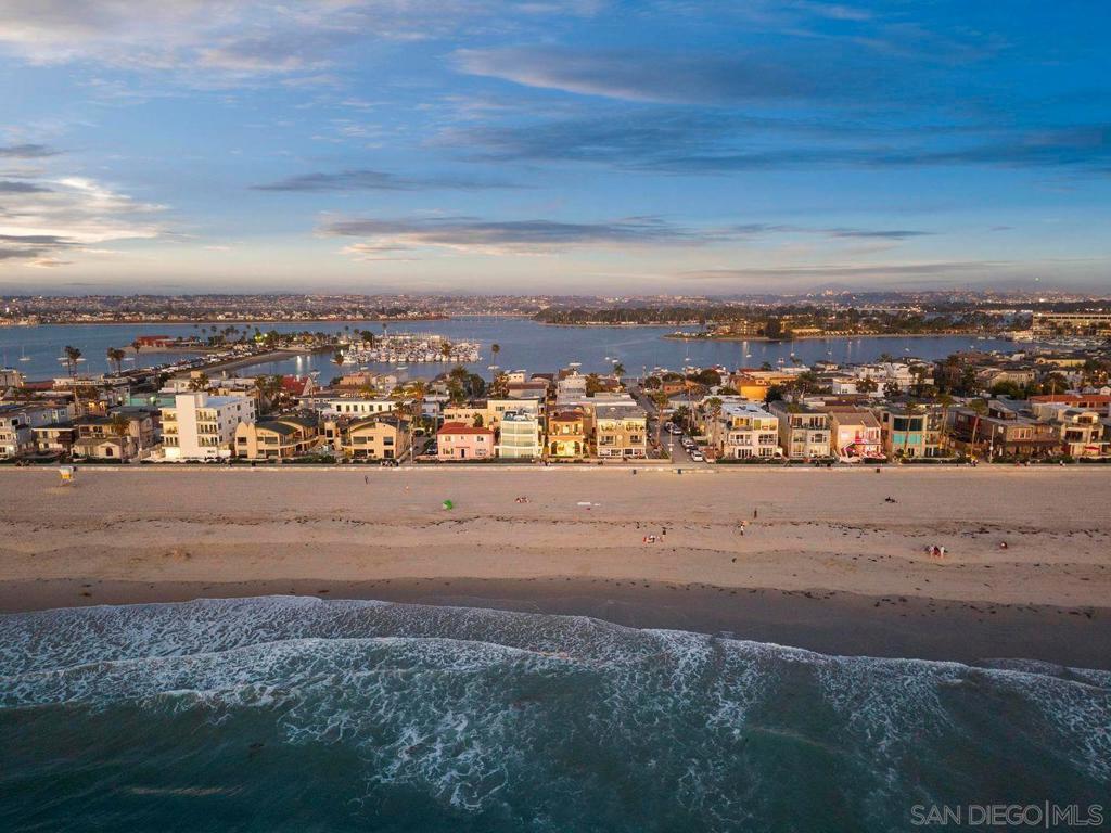 3409 Ocean Front Walk - photo 15