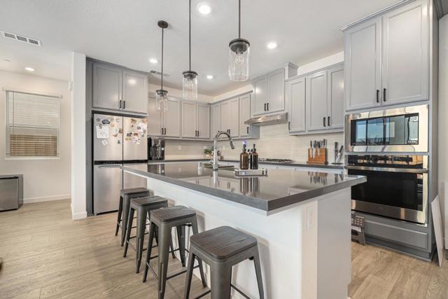5485 Spring Mountain Lane, Antioch CA: https://media.crmls.org/mediaz/1f94062d-1ba0-4eea-a55b-f9ae723d7bca.jpg