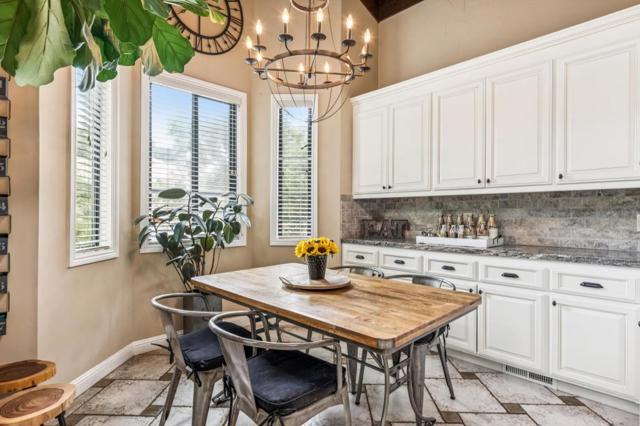 61 Oak Haven Way, Woodside CA: https://media.crmls.org/mediaz/1f944cc1-4c52-4eb6-b4b5-34c8eb9c48c6.jpg