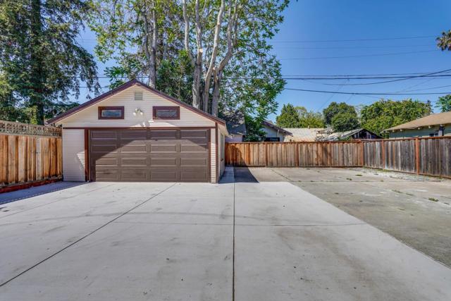 339 S 13th Street, San Jose CA: https://media.crmls.org/mediaz/1f9547a6-acc2-42f3-9f38-6fce46d51876.jpg