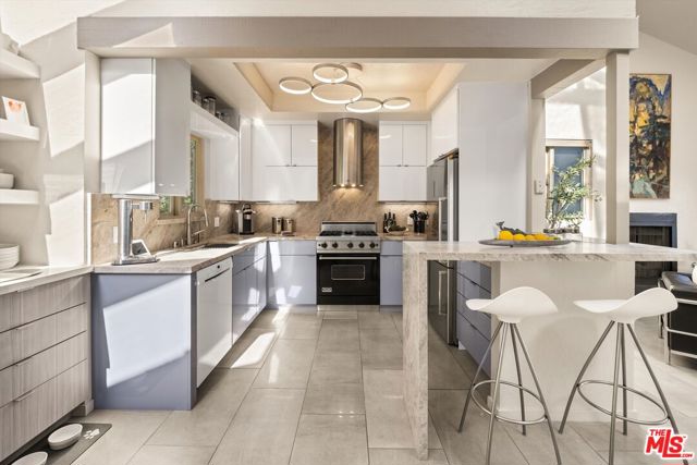 840 Cheltenham Road, Santa Barbara CA: https://media.crmls.org/mediaz/1f96627e-9d71-4912-a014-fd28066a1f13.jpg
