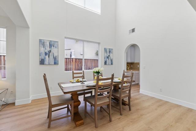 2342 Winchester Loop, Discovery Bay CA: https://media.crmls.org/mediaz/1f969fa6-7125-4755-b8e7-2b64344395f7.jpg