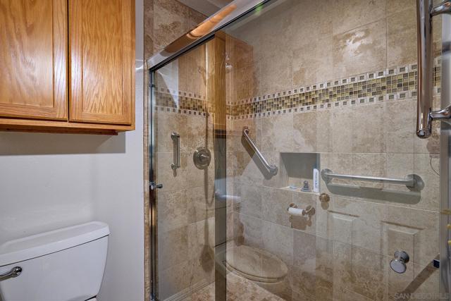 13059 Caminito Vilos, San Diego CA: https://media.crmls.org/mediaz/1f97cdda-0e01-4847-8701-4754b40cc142.jpg