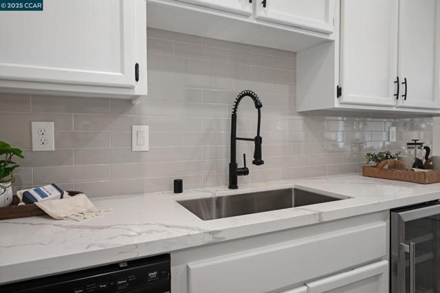 2085 Shady Creek Pl, Danville CA: https://media.crmls.org/mediaz/1f98482d-5b22-4f5e-9eab-bf6cdce0ddb6.jpg