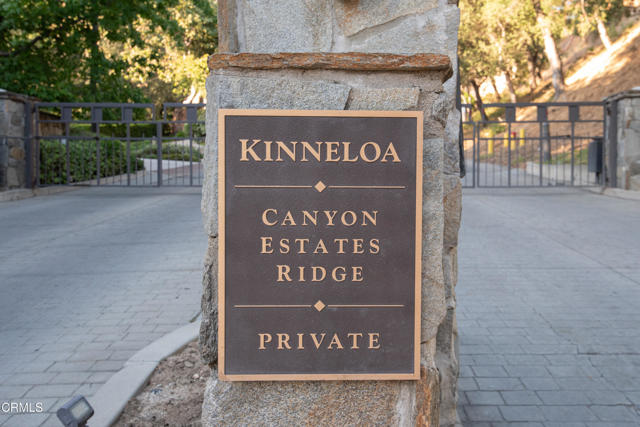 2330 Crystal Lane, Pasadena CA: https://media.crmls.org/mediaz/1f988506-8628-418a-89f5-4f8dff6d46eb.jpg
