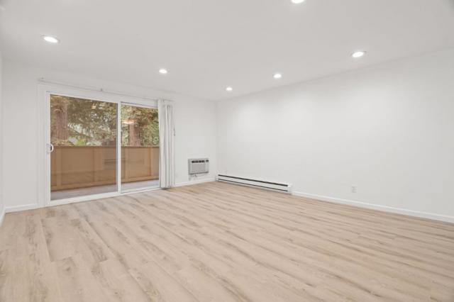 1033 Crestview Drive, Mountain View CA: https://media.crmls.org/mediaz/1f992397-5791-4ef0-82a8-6ef2ba1f0a5d.jpg