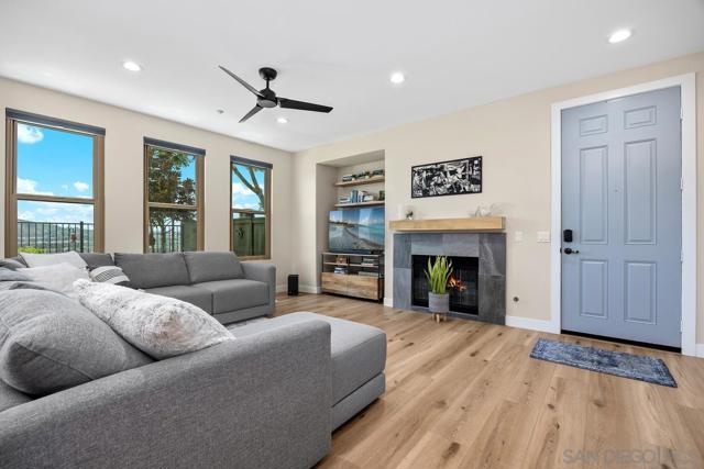 2045 Silverado St, San Marcos CA: https://media.crmls.org/mediaz/1f9a29a1-5cd1-426a-8b98-577dbe4c0c6e.jpg