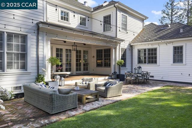 1826 Alameda Diablo, Diablo CA: https://media.crmls.org/mediaz/1f9a5735-277e-4a5e-b9fe-d9acab156910.jpg