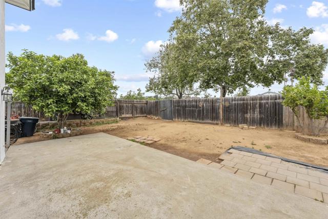 1220 Hoover Street, Escondido CA: https://media.crmls.org/mediaz/1f9a8a96-9f5a-4e62-9e4e-d6bdec45e250.jpg