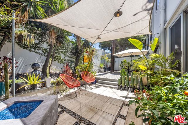 1328 Havenhurst Drive, West Hollywood, California 90046, 1 Bedroom Bedrooms, ,1 BathroomBathrooms,Condominium,For Sale,Havenhurst,24430221