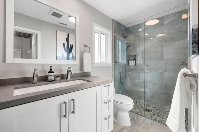 49771 Lincoln Drive, Indio CA: https://media.crmls.org/mediaz/1f9bbf9b-ecee-4bc0-974a-43d500c84dd1.jpg