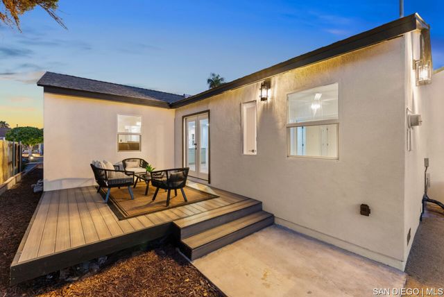 4642 Aragon DR, San Diego CA: https://media.crmls.org/mediaz/1f9c57fc-0f77-4ff1-82ec-b0e23e652165.jpg