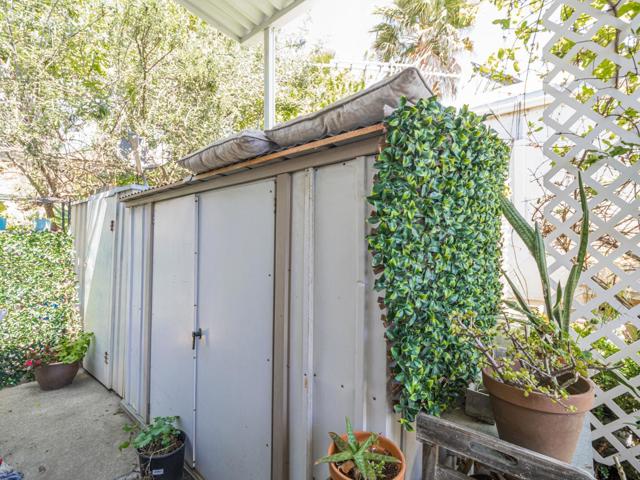 999 Old San Jose Road, Soquel CA: https://media.crmls.org/mediaz/1f9d0728-37f1-47a3-adcf-2deffa1378b8.jpg
