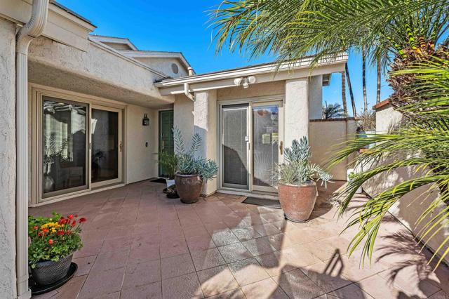 Detail Gallery Image 4 of 32 For 4074 Avenida Brisa, Rancho Santa Fe,  CA 92091 - 2 Beds | 2 Baths